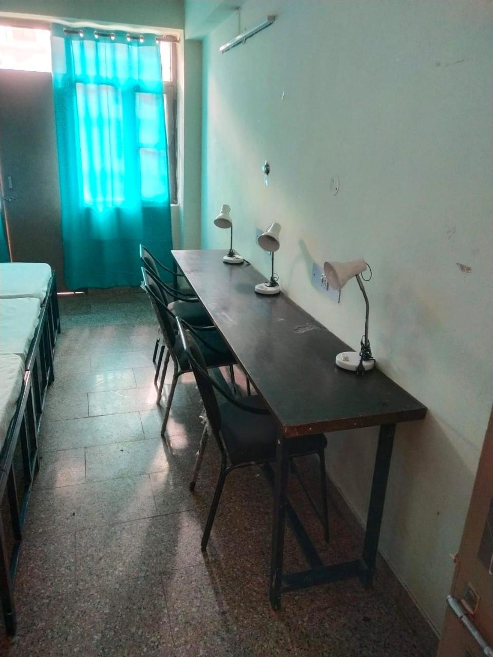 Abuzz Oxfordcaps Chanakya Hostel ソラン エクステリア 写真
